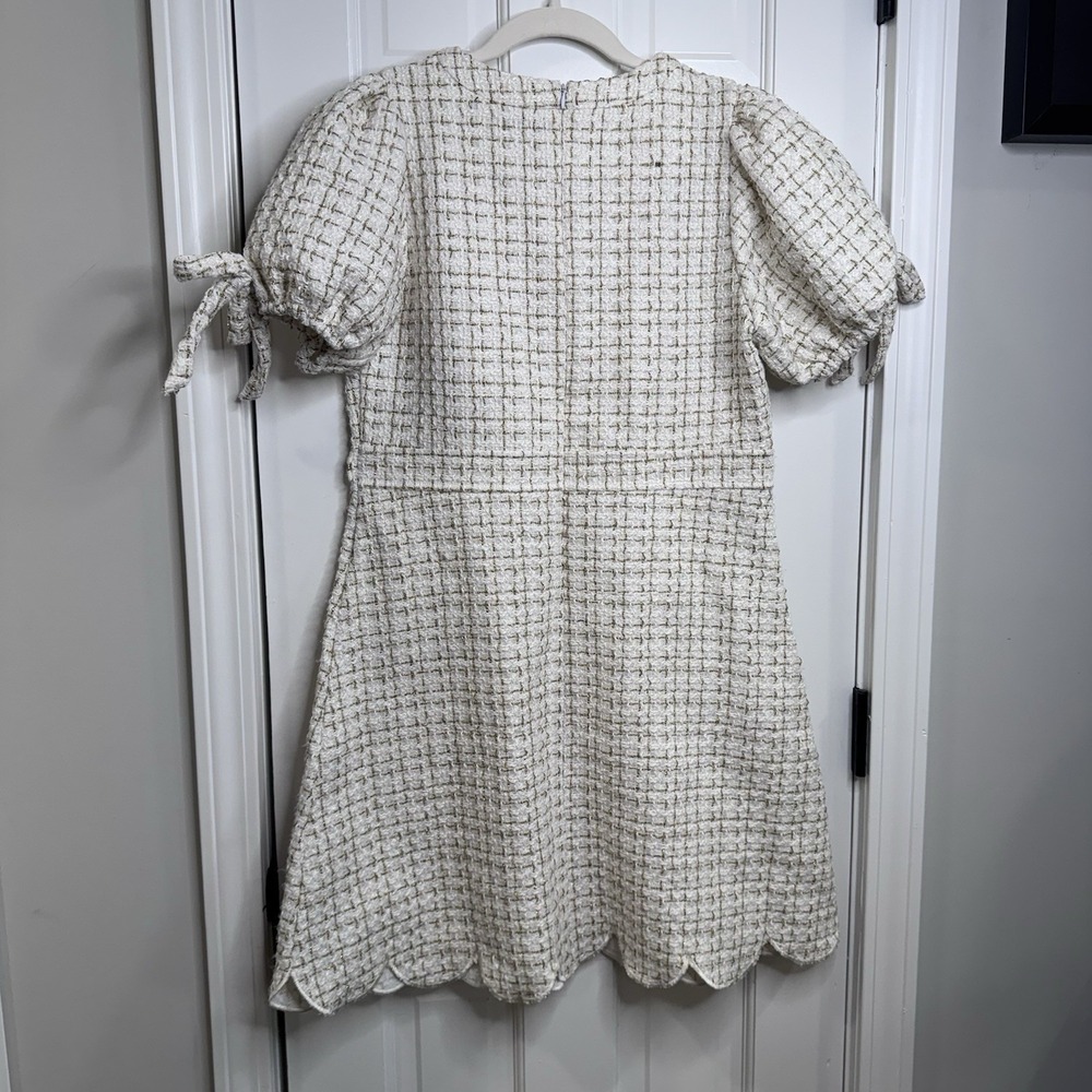 Simply Southern Tweed Dress Size S White Gold Pearl Button Puff Sleeve - Picture 8 of 9
